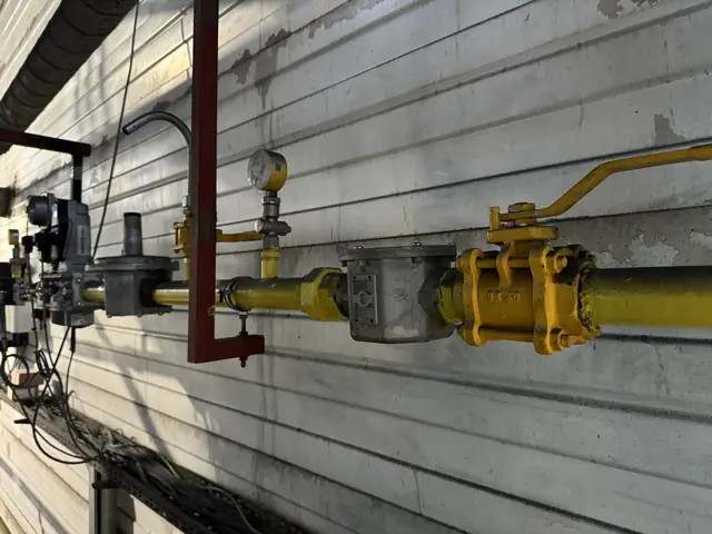 Gas train on the installation